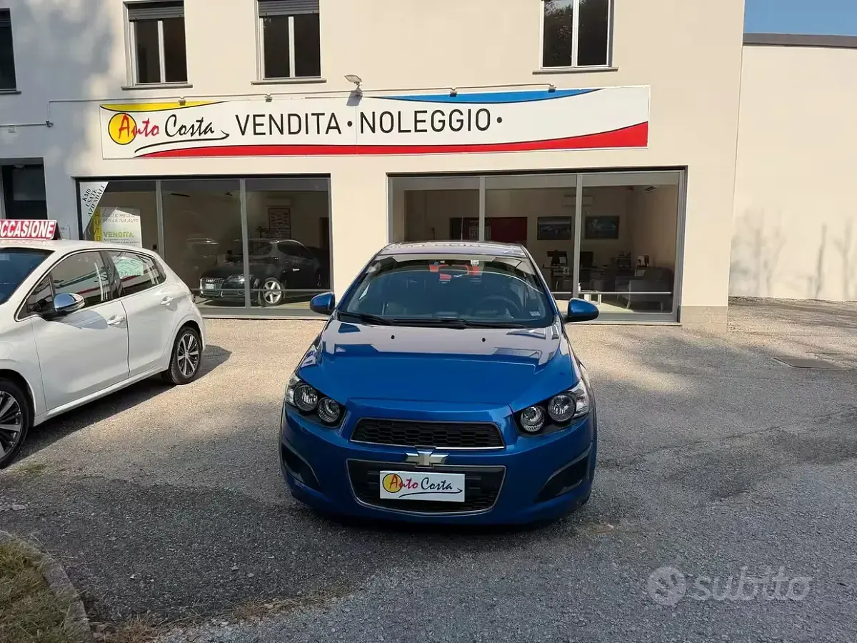 Usata Chevrolet Aveo LTZ 86 CV (63 kW) 2012 Bluazzurro Berlina