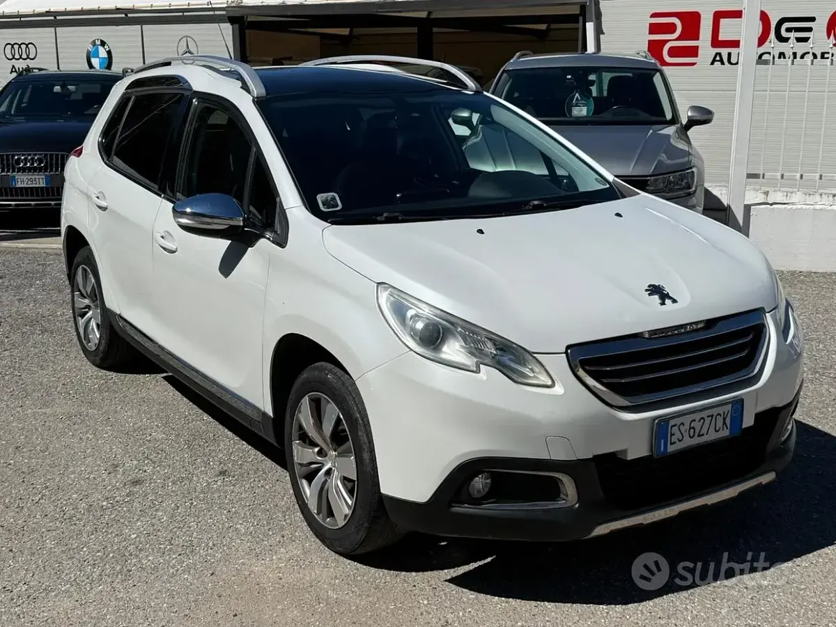 Usata Peugeot 2008 Allure 82 CV (60 kW) 2013 Bianco SUV