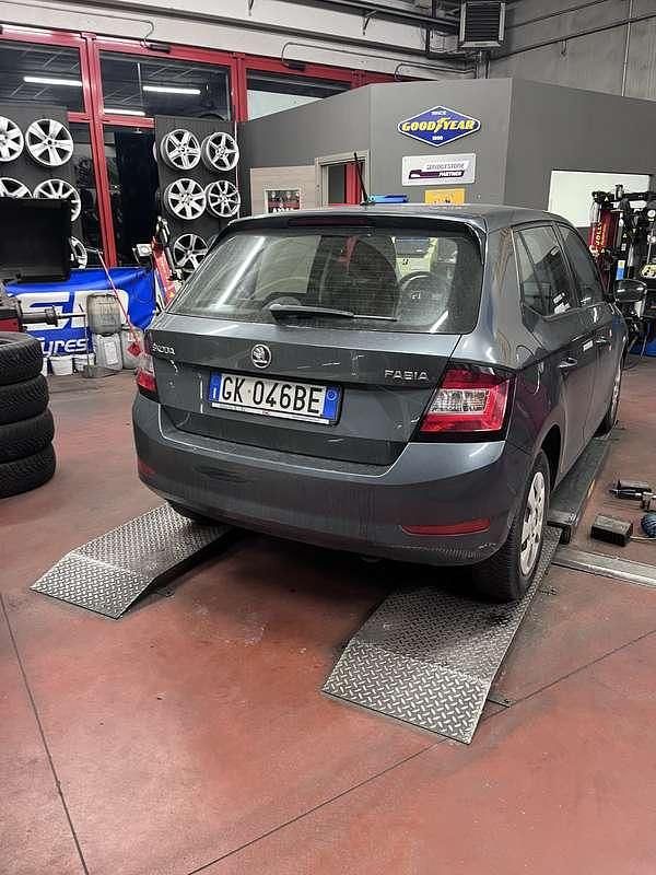 Usata Skoda Fabia Business Line 60 CV (44 kW) 2019 Grigio Berlina