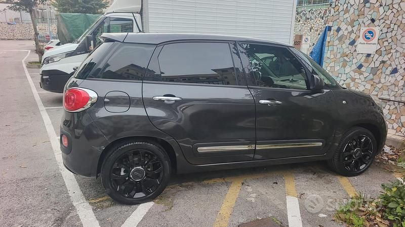 Usata Fiat 500L Lounge 95 CV (69 kW) 2012 Monovolume