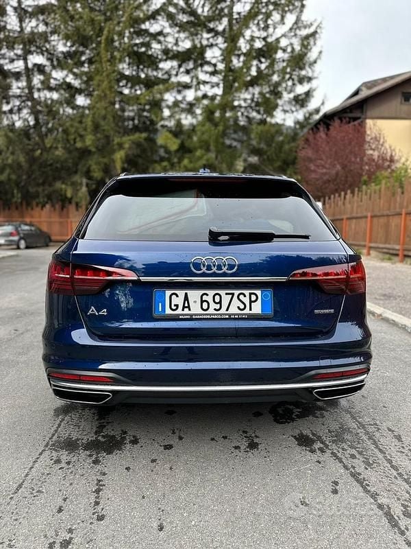Usata Audi A4 Ambiente 204 CV (150 kW) 2020 Blu Station wagon