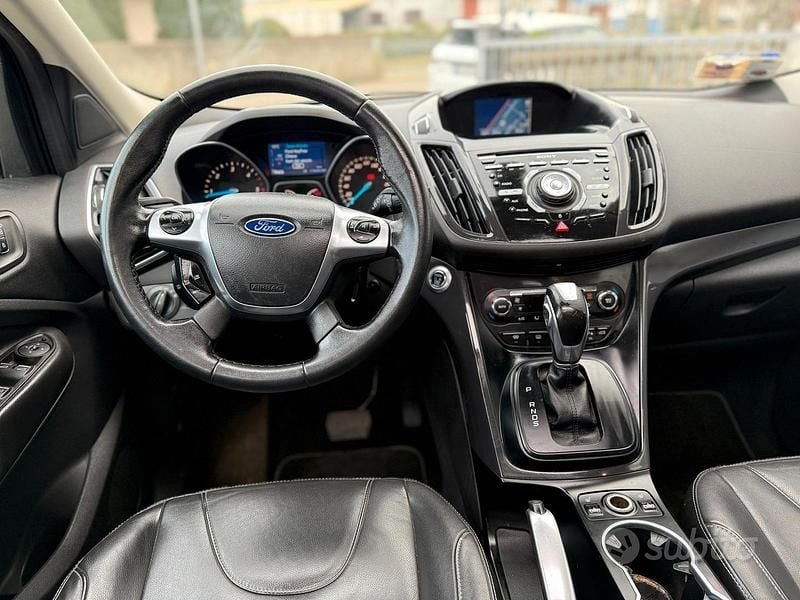 Usata Ford Kuga 163 CV (119 kW) 2014 Bianco SUV