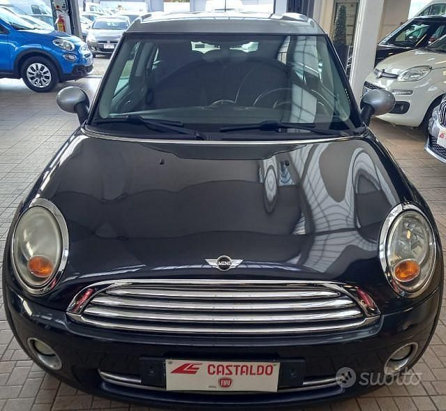Nero Usata 2007 Mini Cooper Clubman Station wagon | 5490 € (Cara) - Immagine 1/4