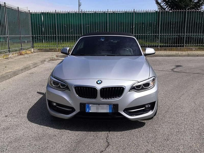 Usata BMW 220 Sport Line 190 CV (139 kW) 2016 Argento Cabrio