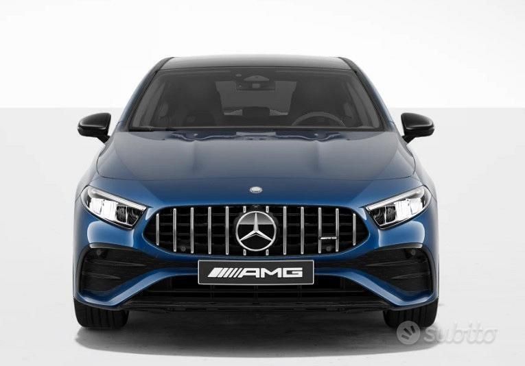Usata Mercedes A35 AMG AMG line 306 CV (225 kW) 2024 Blu Berlina