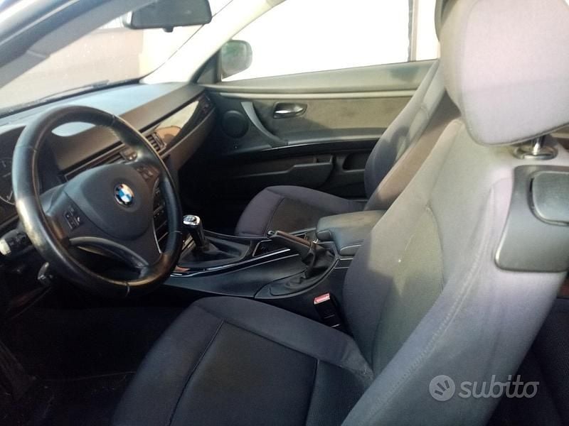 Usata BMW 320 184 CV (135 kW) 2012 Blu Coupé