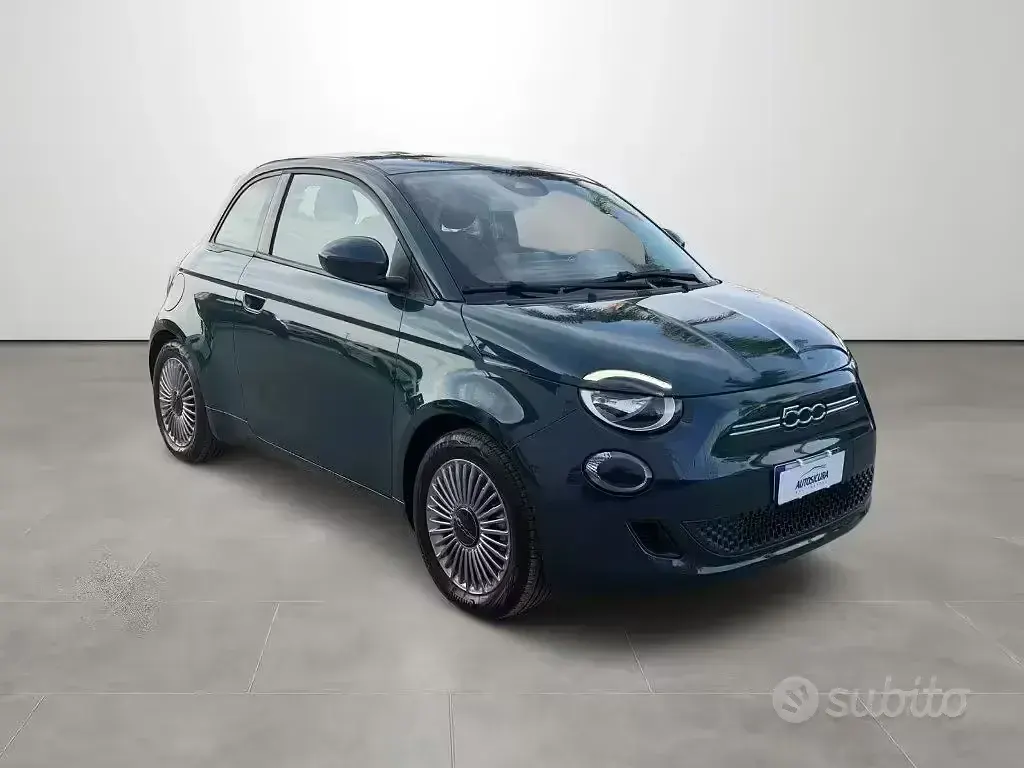 Usado Fiat 500e 42 kW (58 CV) 2024 Azul Berlina