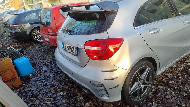 Usata Mercedes 180 109 CV (80 kW) 2013 Grigio Berlina