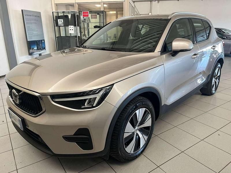 Usata Volvo XC40 Core 129 CV (94 kW) 2023 Bronzo SUV
