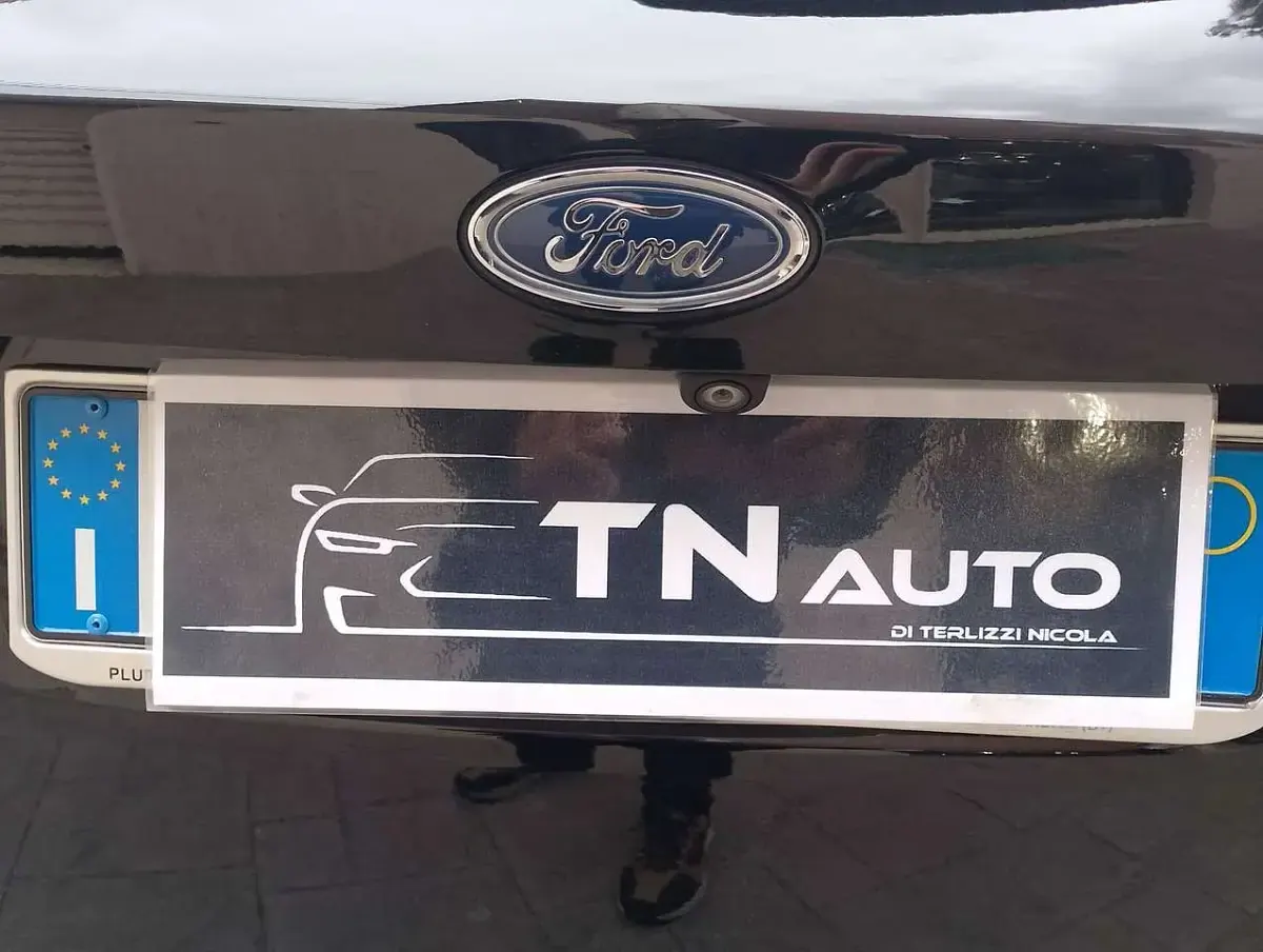 Usata Ford C-MAX Titanium 120 CV (88 kW) 2016 Nero Monovolume