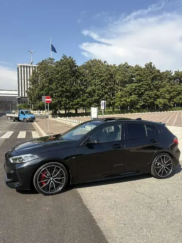 Usata BMW M135 Sport Line 306 CV (225 kW) 2022 Nero Utilitaria