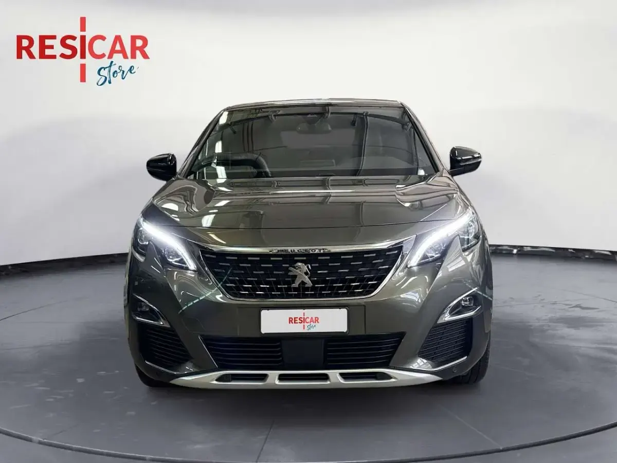 Usata Peugeot 3008 GT-line 131 CV (96 kW) 2019 Grigio scuro SUV