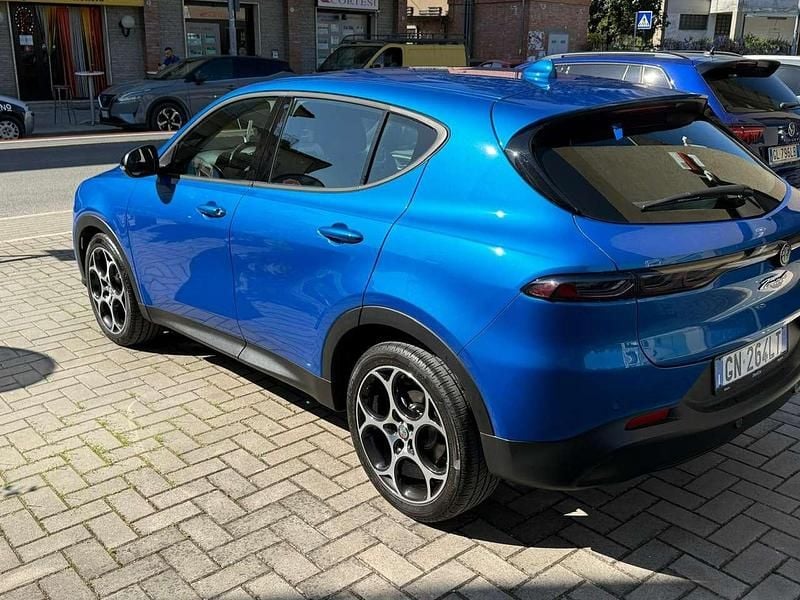 Usata Alfa Romeo Tonale Super 131 CV (96 kW) 2023 Blu/azzurro SUV