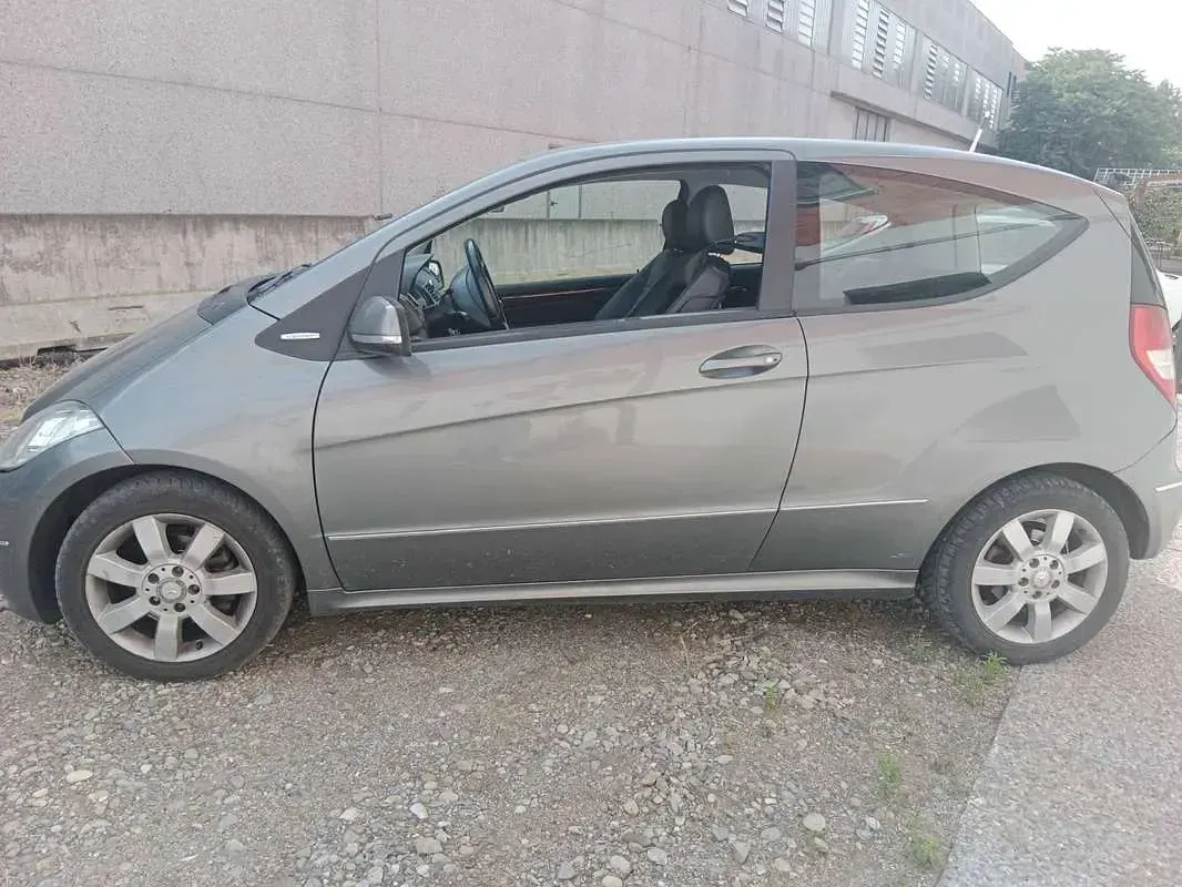 Usata Mercedes A180 Elegance 109 CV (80 kW) 2009 Coupé