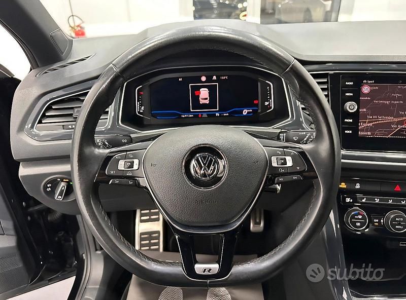 Usata VW T-Roc 150 CV (110 kW) 2018 Nero SUV