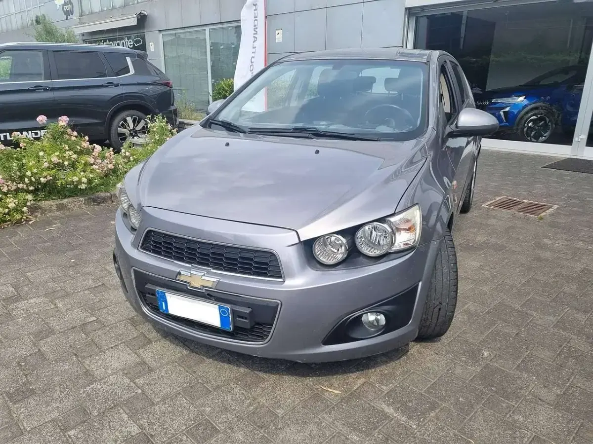 Usata Chevrolet Aveo LTZ 86 CV (63 kW) 2011 Grigio scuro metallizzato Berlina