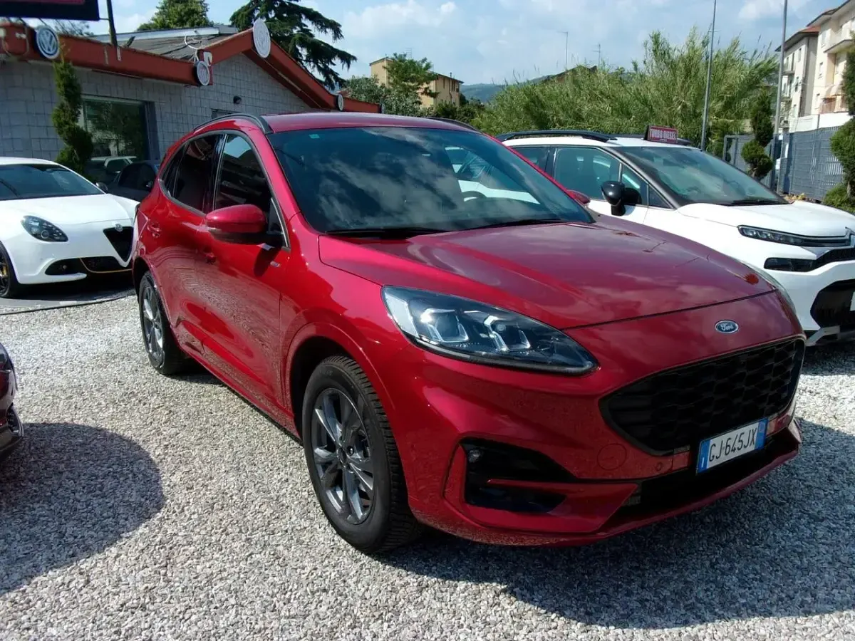 Usata Ford Kuga ST-Line X 152 CV (111 kW) 2022 Rosso SUV