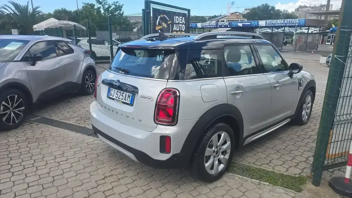 Usata Mini Cooper S Countryman Business 125 CV (91 kW) 2022 Argento SUV