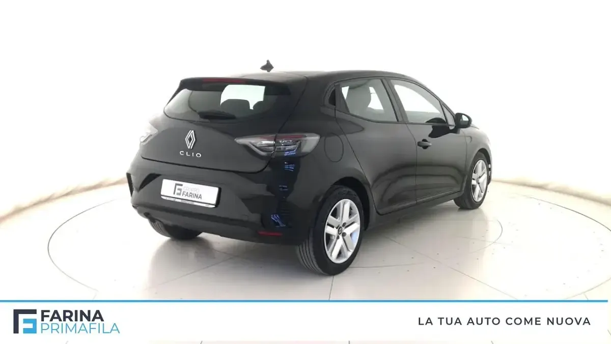 Używany Renault Clio V Evolution 100 KM (73 kW) 2024 Czarny Sedan/Limuzyna