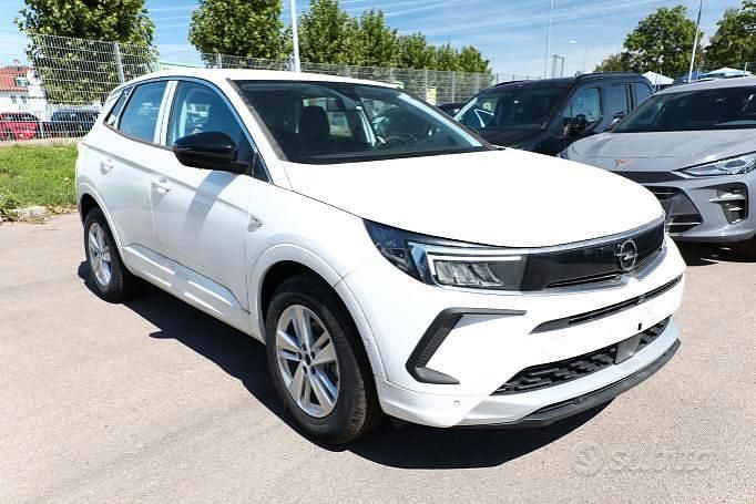 Bianco Usata 2024 Opel Grandland X S SUV | 22.787 € (Super prezzo) - Immagine 1/4