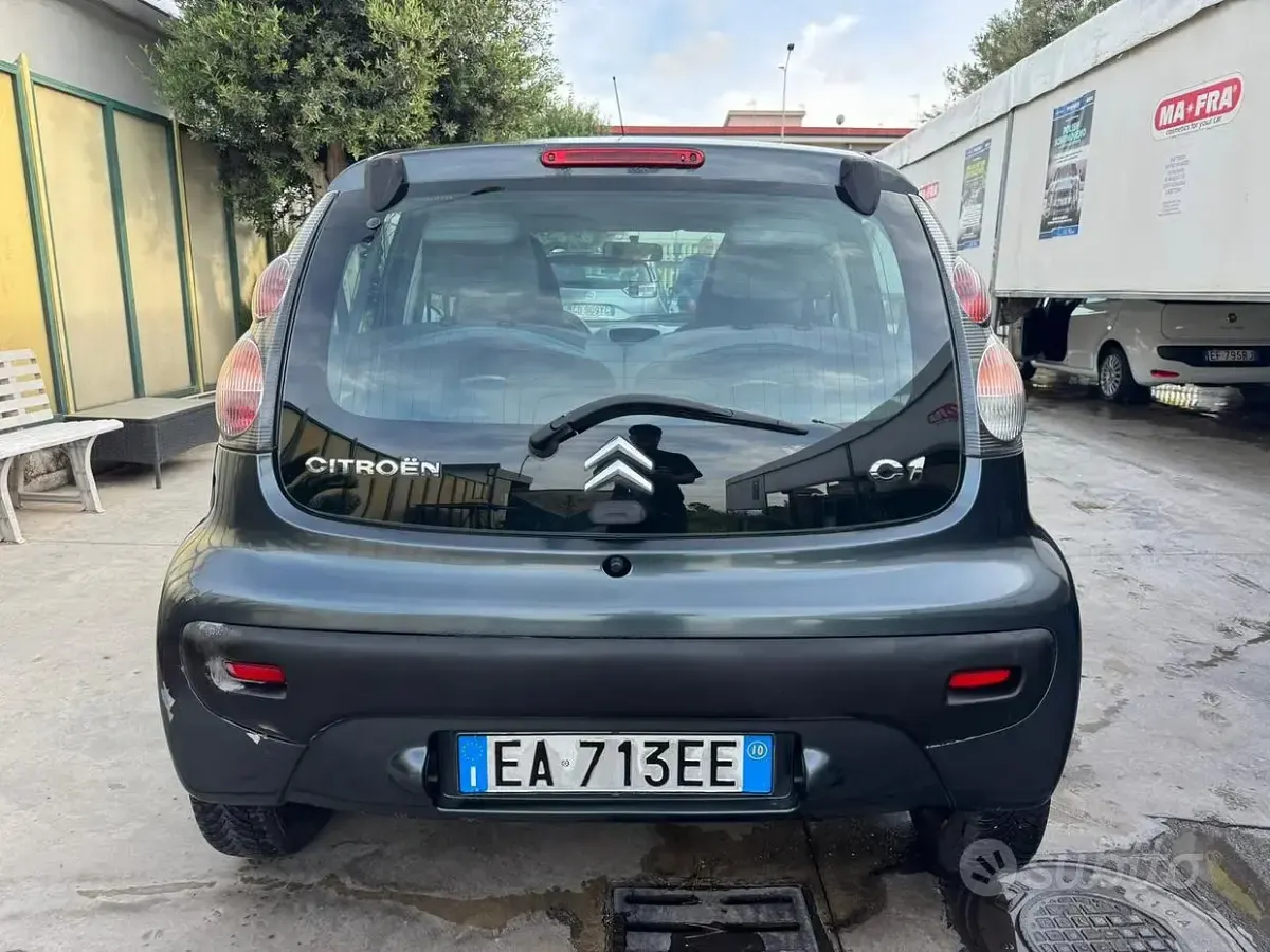 Usata Citroën C1 68 CV (50 kW) 2010 Grigio Utilitaria
