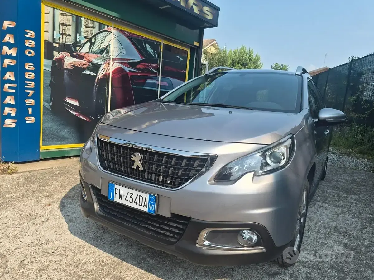 Usata Peugeot 2008 Allure 83 CV (61 kW) 2019 Grigio SUV