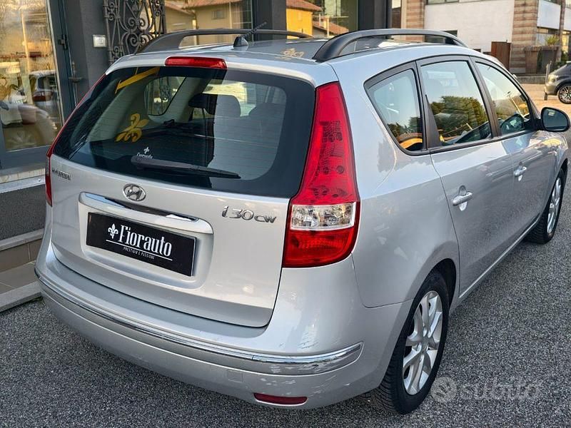 Usata Hyundai i30 Active 109 CV (80 kW) 2010 Grigio Station wagon