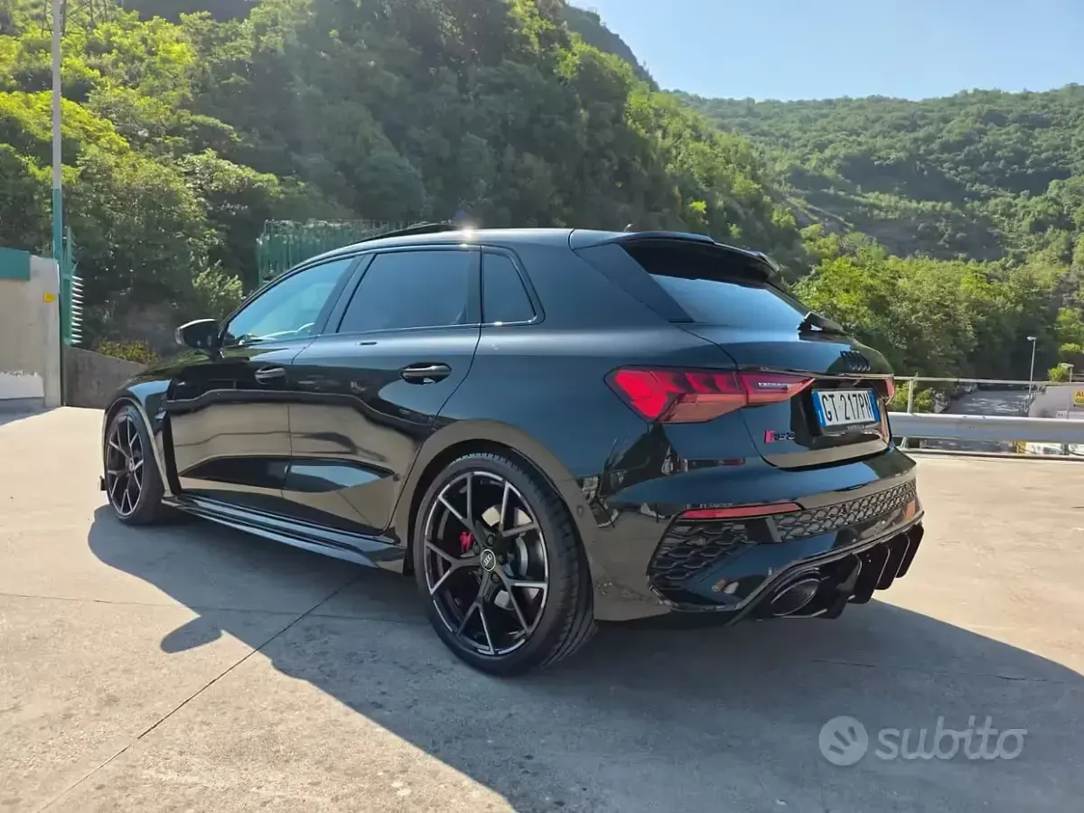 Usata Audi RS3 400 CV (294 kW) 2024 Nero Berlina