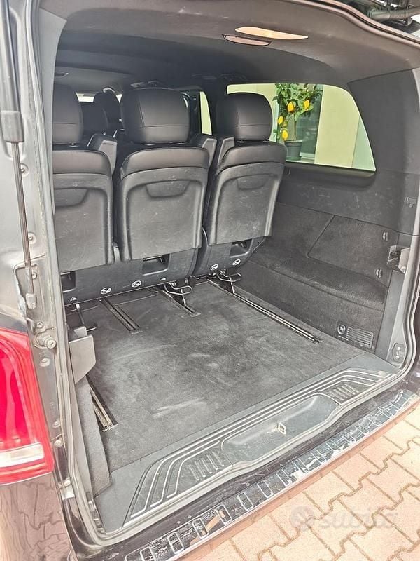Usata Mercedes V250 2017 Nero Monovolume