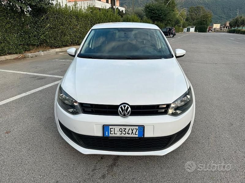 Usata VW Polo Comfortline 95 CV (69 kW) 2012 Bianco Utilitaria