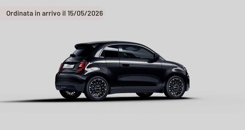 Nuova Fiat 500e La Prima 42 kW (58 CV) 2026 Argento Utilitaria