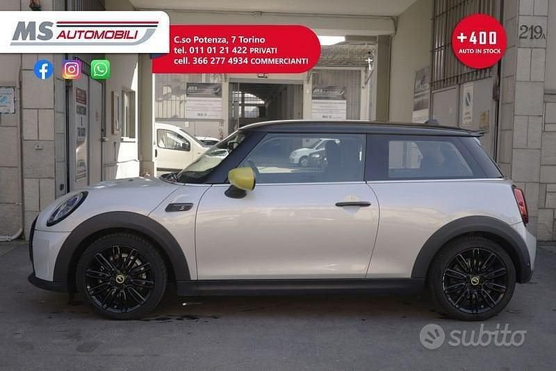 Usata Mini Cooper SE 75 kW (102 CV) 2022 Grigio Utilitaria