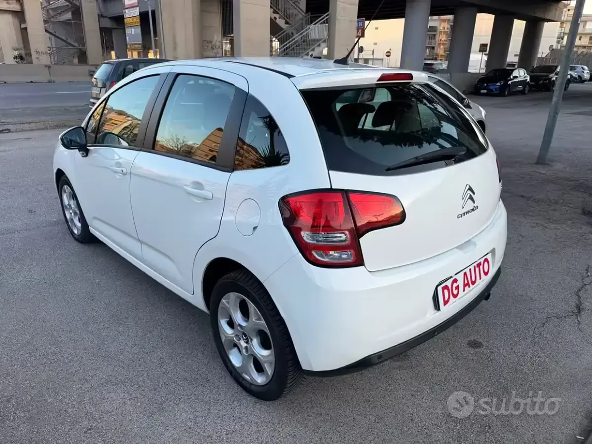 Usata Citroën C3 Exclusive 60 CV (44 kW) 2012 Bianco Berlina
