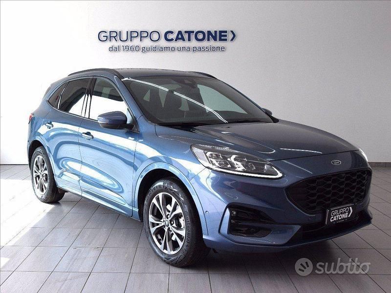 Usata Ford Kuga ST-Line X 225 CV (165 kW) 2022 Blu metallizzato SUV