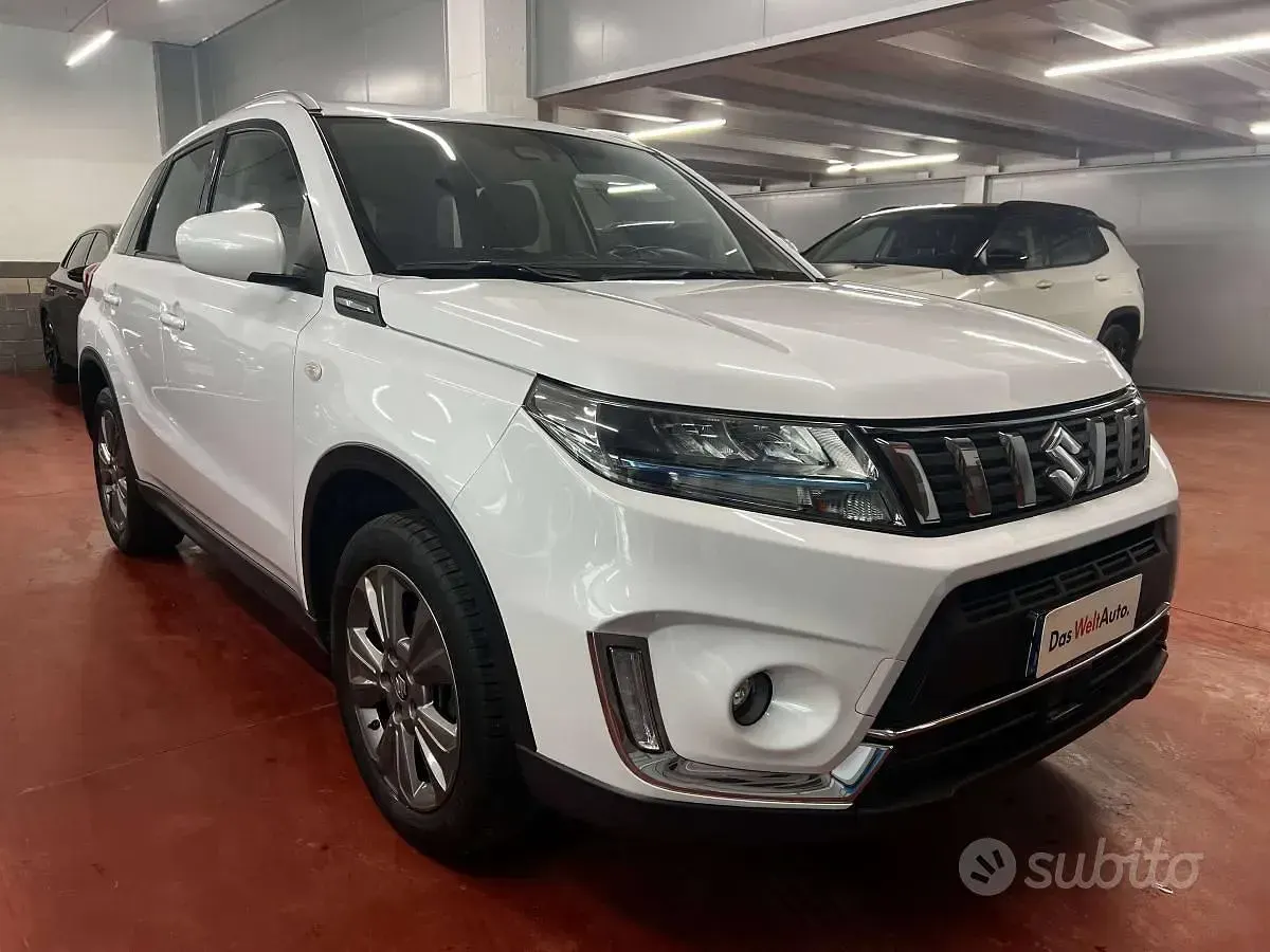 Usata Suzuki Vitara 129 CV (94 kW) 2020 Bianco SUV
