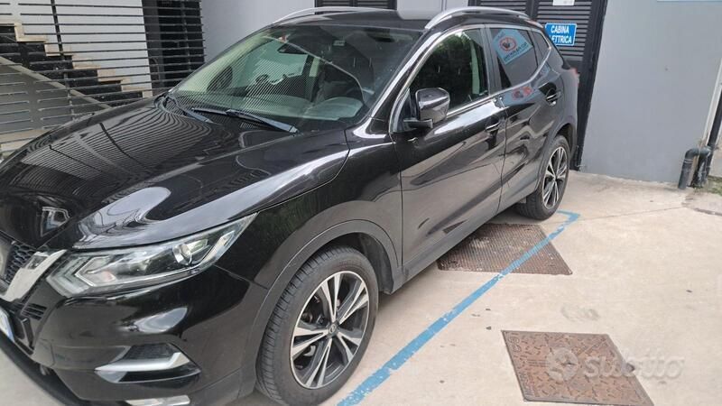 Usata Nissan Qashqai 110 CV (80 kW) 2017 Nero SUV