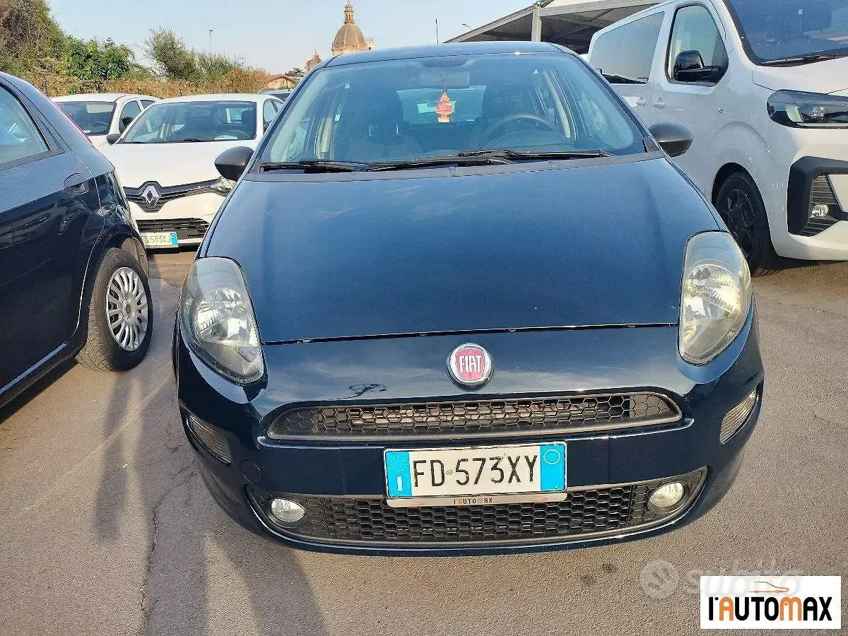 Usata Fiat Punto Street 77 CV (56 kW) 2016 Nero Utilitaria