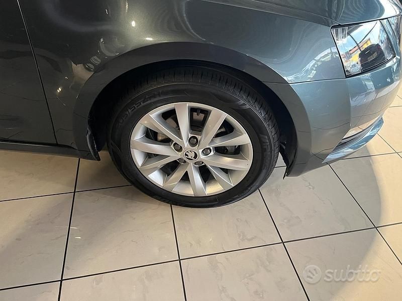 Usata Skoda Octavia Ambition 116 CV (85 kW) 2019 Grigio Station wagon
