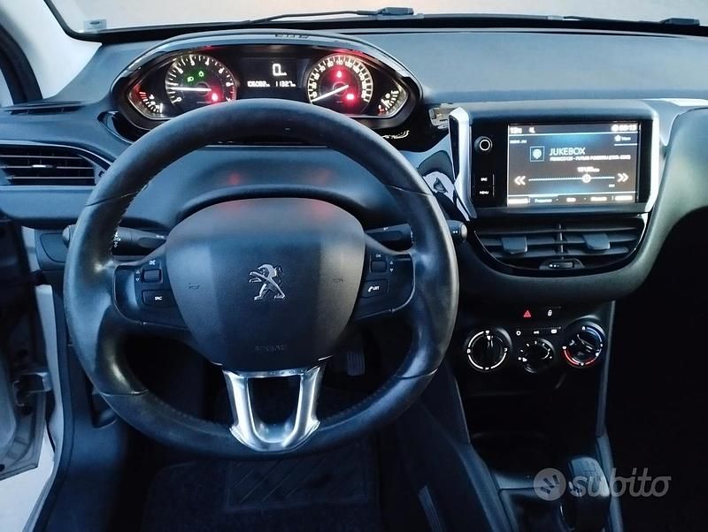 Usata Peugeot 208 Active 82 CV (60 kW) 2018 Grigio Utilitaria