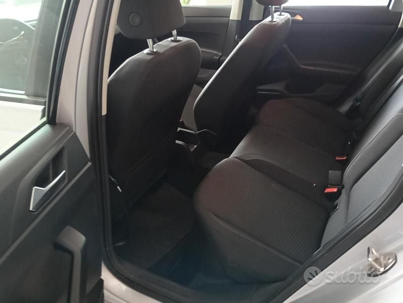 Usata VW Polo Comfortline 95 CV (69 kW) 2019 Grigio Utilitaria