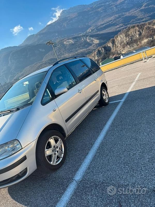 Usata VW Sharan 116 CV (85 kW) 2003 Grigio Monovolume