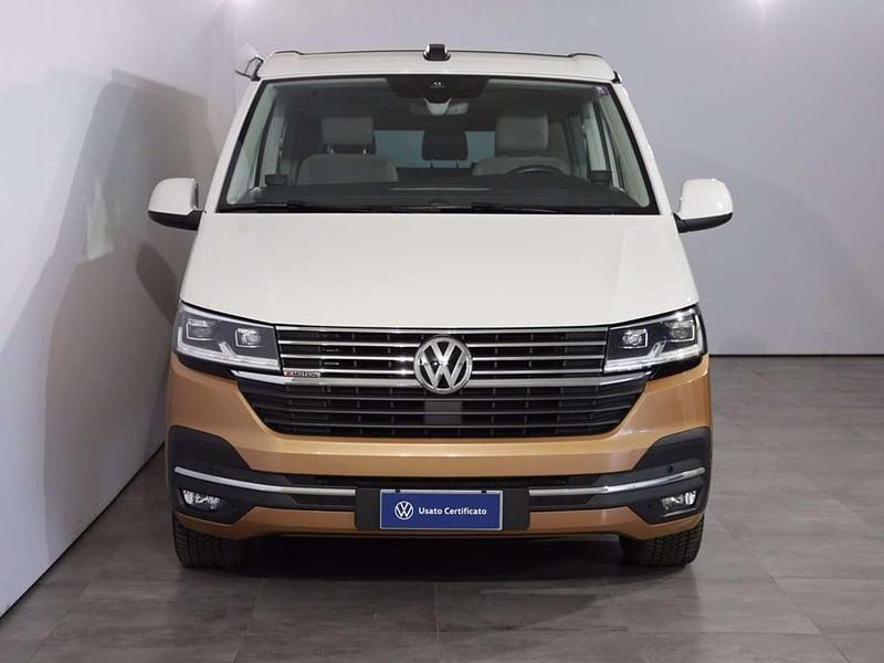 Usata VW California California 150 CV (110 kW) 2021 Bianco oro Furgone