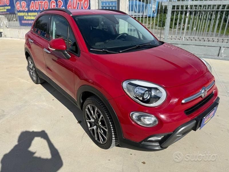 Usata Fiat 500X Cross 140 CV (102 kW) 2016 Rosso SUV