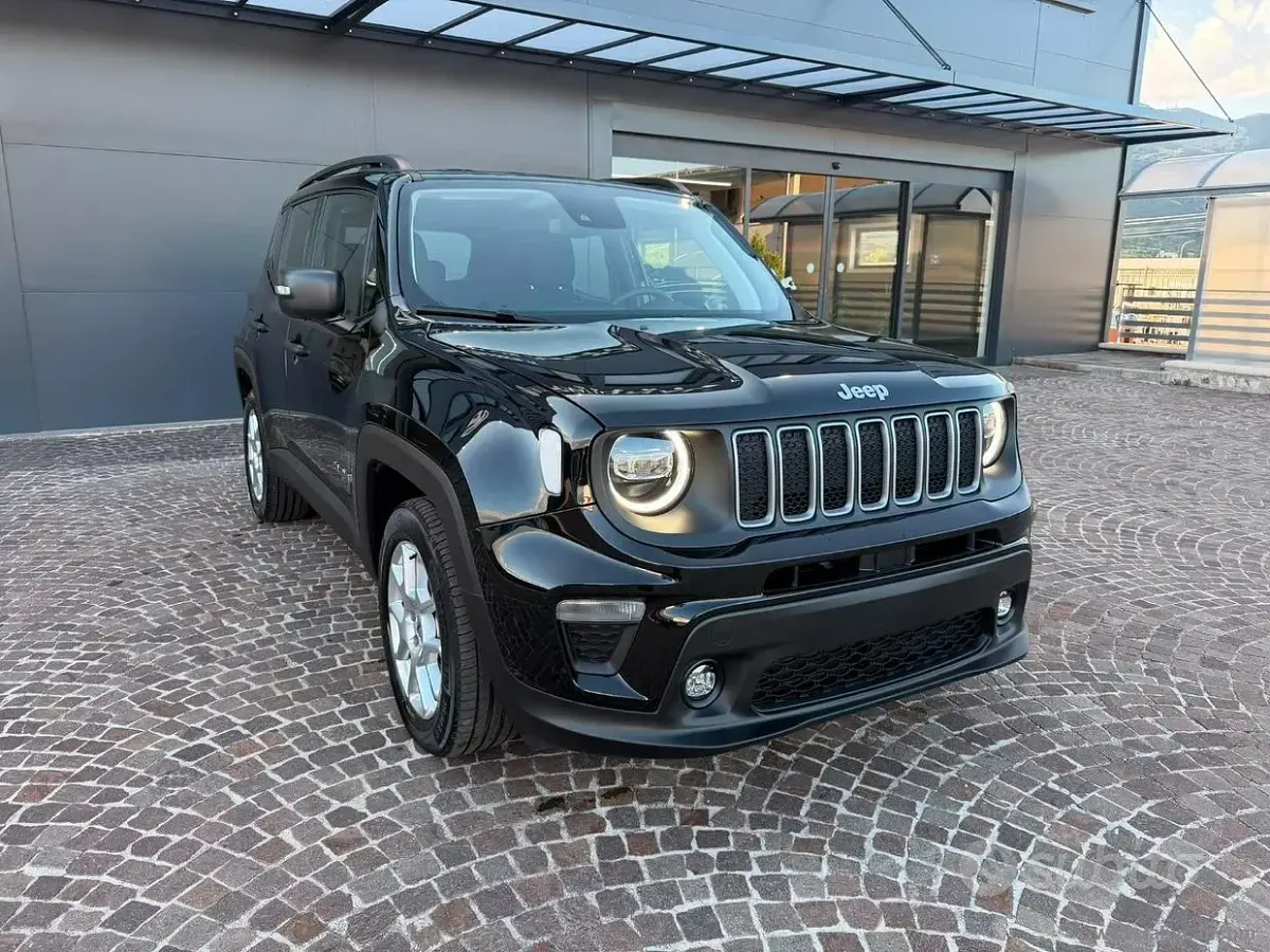 Usata Jeep Renegade Altitude 131 CV (96 kW) 2024 Nero SUV