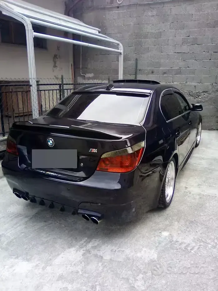 Usata BMW 530 218 CV (160 kW) 2004 Bluazzurro Berlina