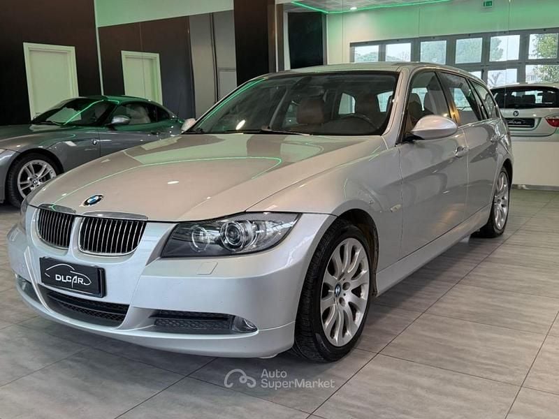 Usata BMW 325 197 CV (144 kW) 2007 Grigio Station wagon