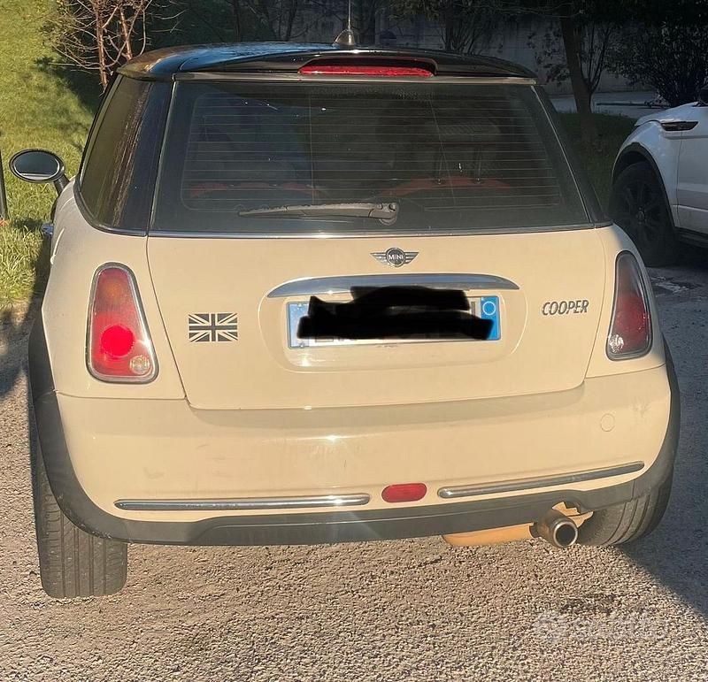 Usata Mini Cooper Coupé 116 CV (85 kW) 2005 Bianco Coupé