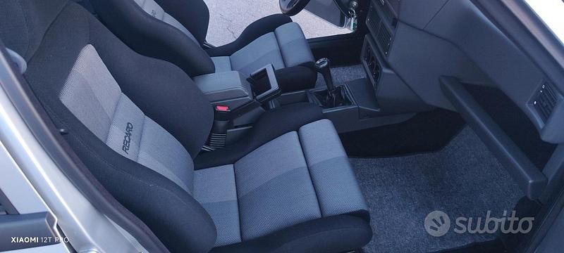 Usata Alfa Romeo 75 Quadrifoglio Verde 164 CV (120 kW) 1991 Grigio Berlina