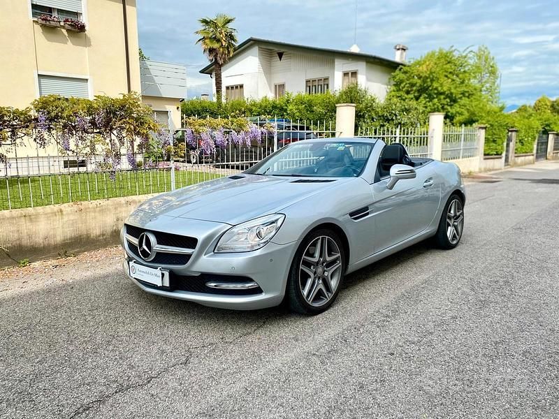 Grigio Usata 2013 Mercedes SLK250 Premium Cabrio | 16.990 € (Super prezzo) - Immagine 1/4