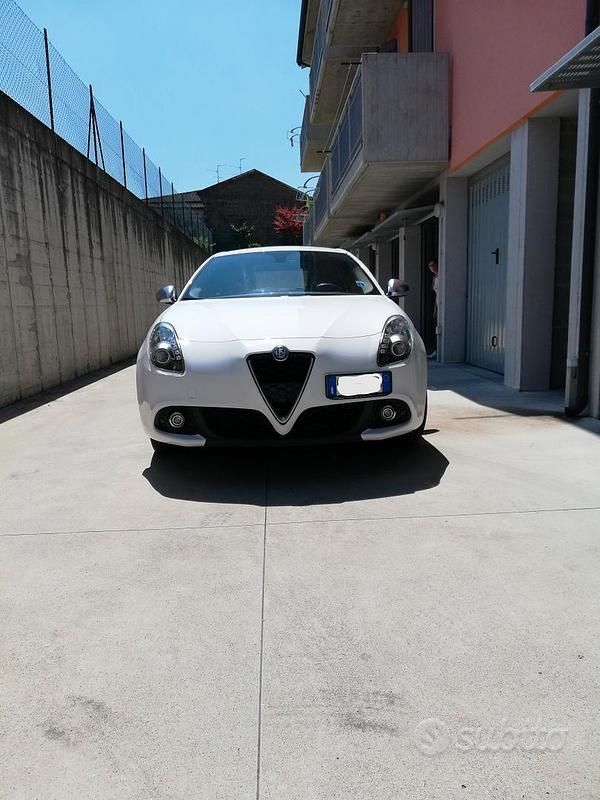 Usata Alfa Romeo Giulietta 2016 Bianco Berlina
